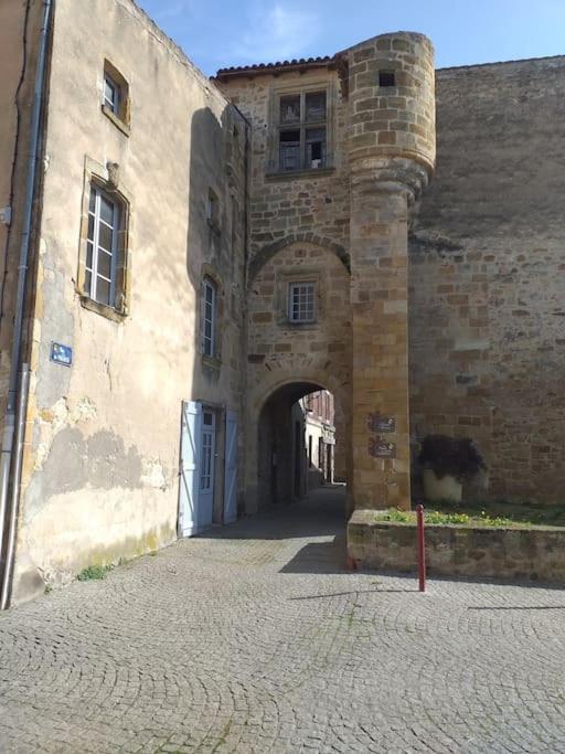 Maison De Ville Vic-le-Comte Eksteriør bilde